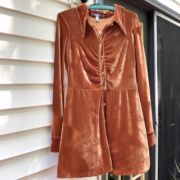 Urban Outfitters Dresses & Skirts - Retro urban outfitters dress